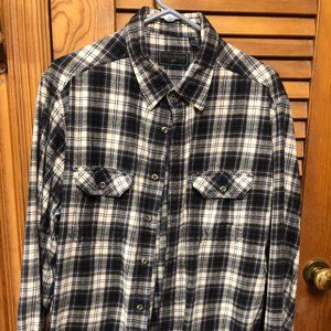 Vintage Field & Stream Mens X-Large Light-Weight Flannel Plaid Button Up Shirt